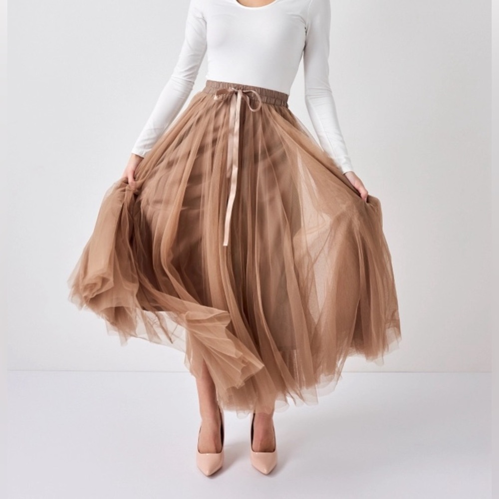 NWT Mocha Brown Ballerina Tulle Maxi Skirt in S/M and M/L
